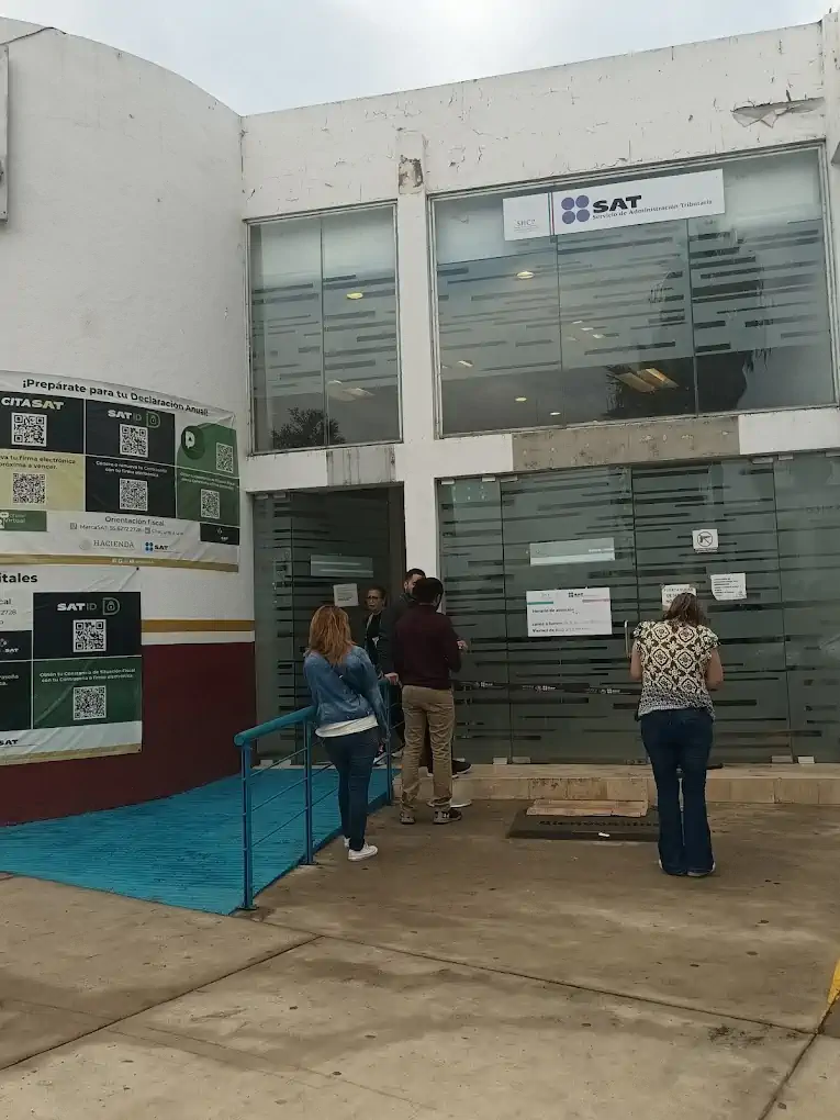 Fachada de la oficina SAT en Ensenada