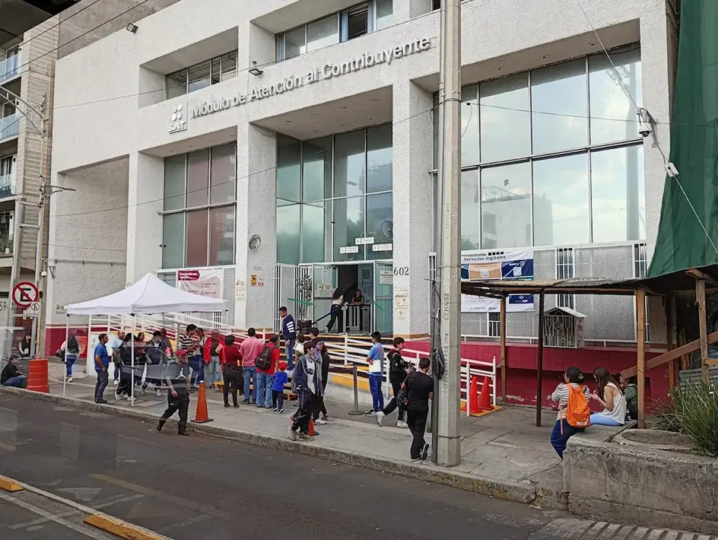 Fachada de la oficina SAT en Alcaldía de Benito Juárez