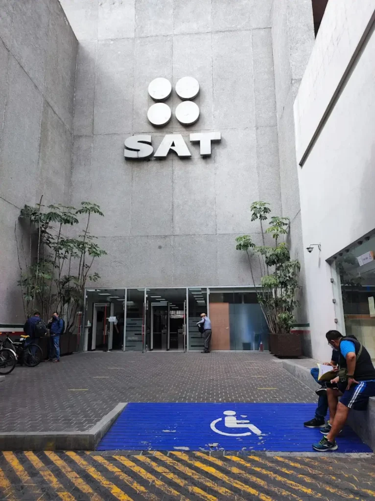 Fachada de la oficina SAT en Alcaldía Miguel Hidalgo