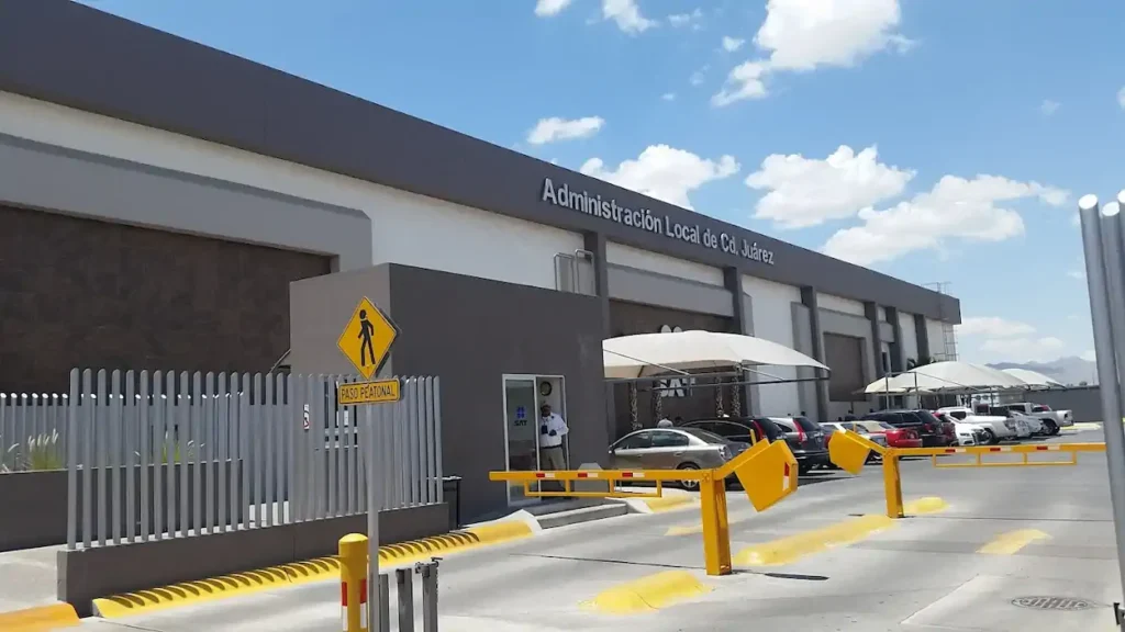 Fachada de la oficina SAT en Ciudad Juárez