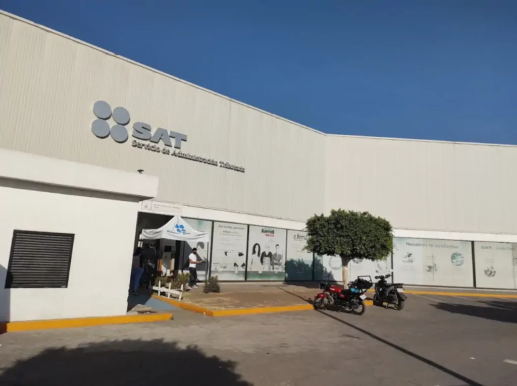 Fachada de la oficina SAT en Ecatepec de Morelos